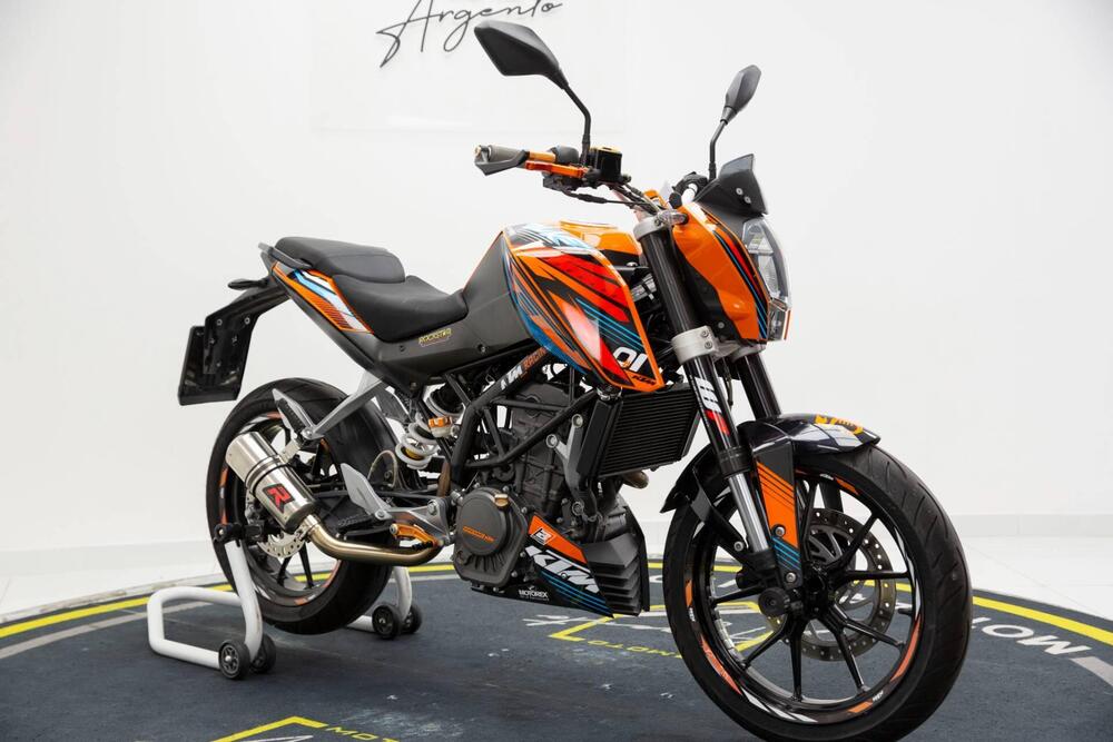 KTM 125 Duke (11)
