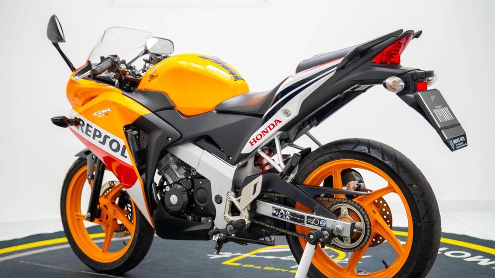 Honda CBR 125 R (2007 - 17) (6)