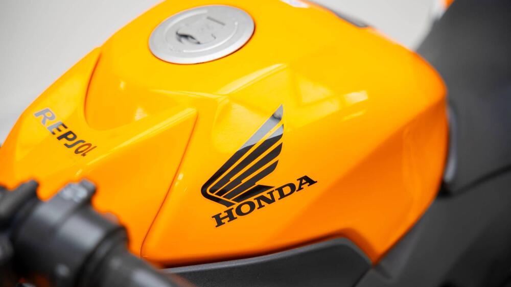 Honda CBR 125 R (2007 - 17) (11)