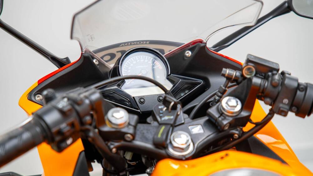 Honda CBR 125 R (2007 - 17) (14)