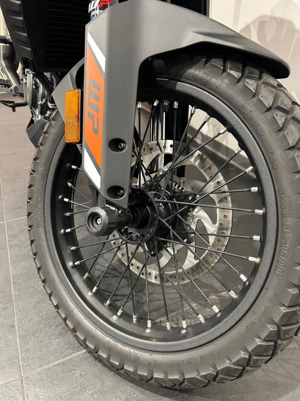 KTM 390 Adventure SW "Spooked Wheels" (2023 - 24) (12)