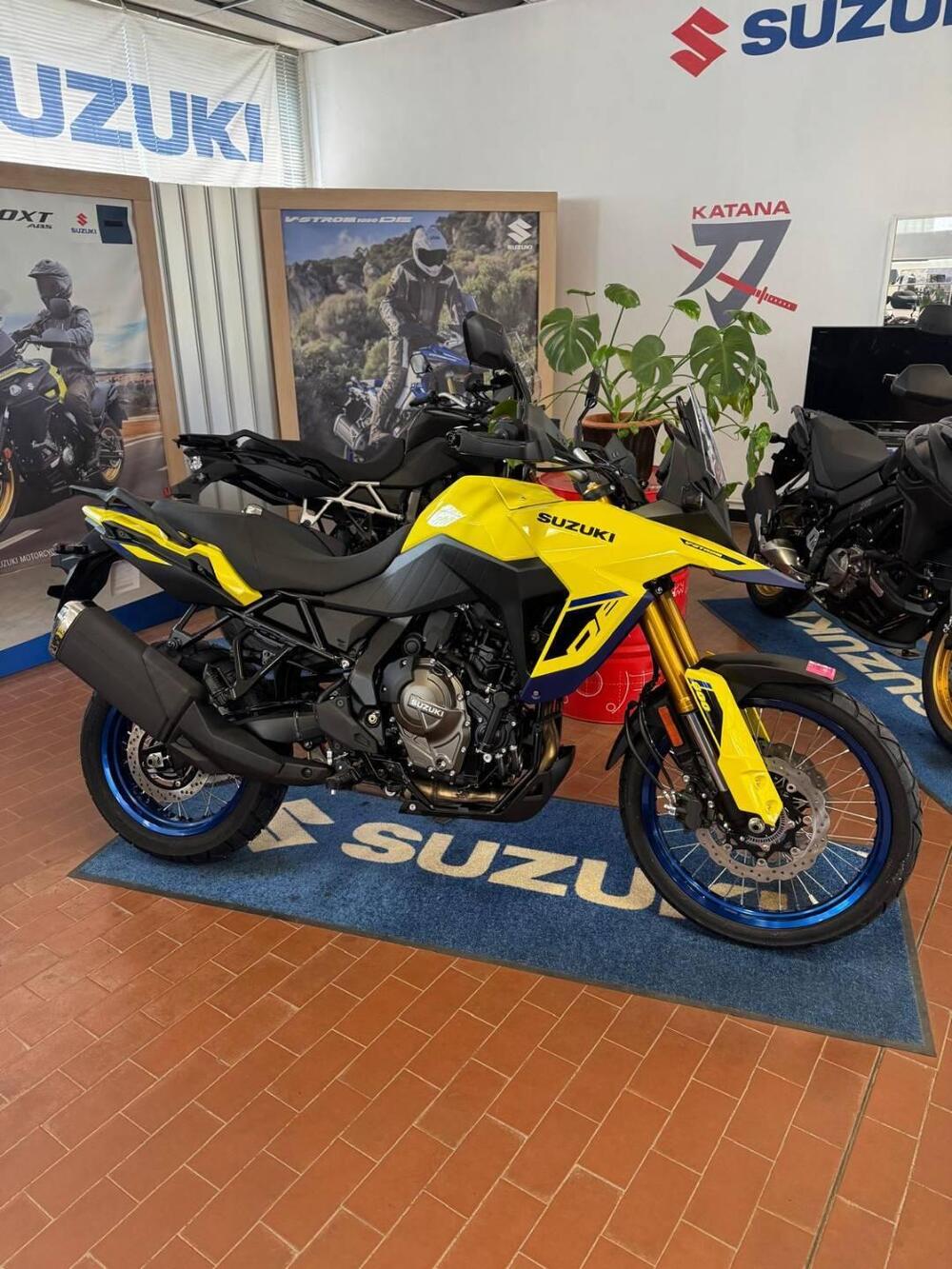 Suzuki V-Strom 800DE (2025)
