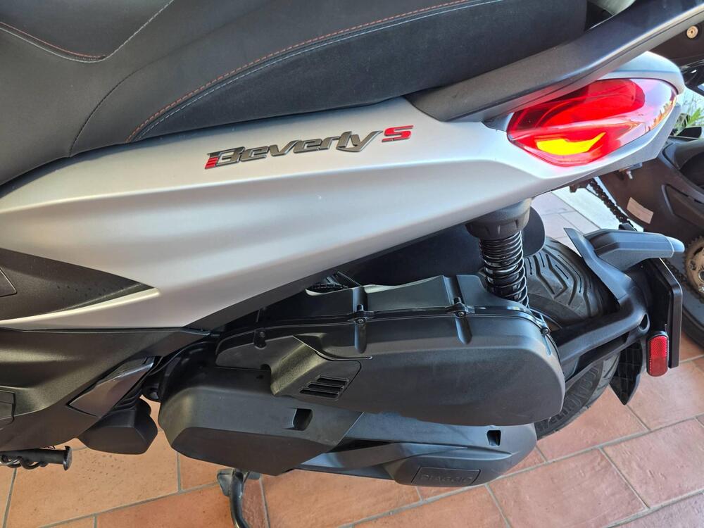 Piaggio Beverly 400 S ABS-ASR (2021 - 24) (7)