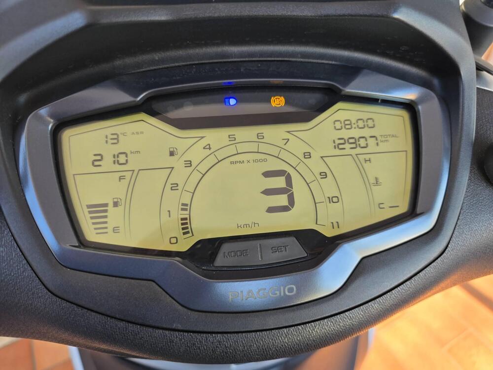 Piaggio Beverly 400 S ABS-ASR (2021 - 24) (11)