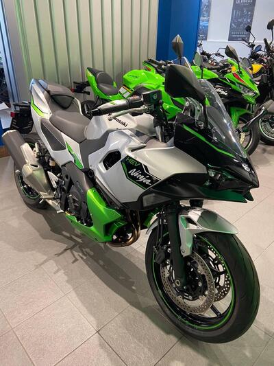 Kawasaki Ninja 7 Hybrid (2024 - 25) nuova