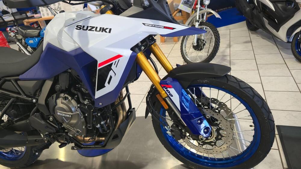 Suzuki V-Strom 800DE (2025) (3)