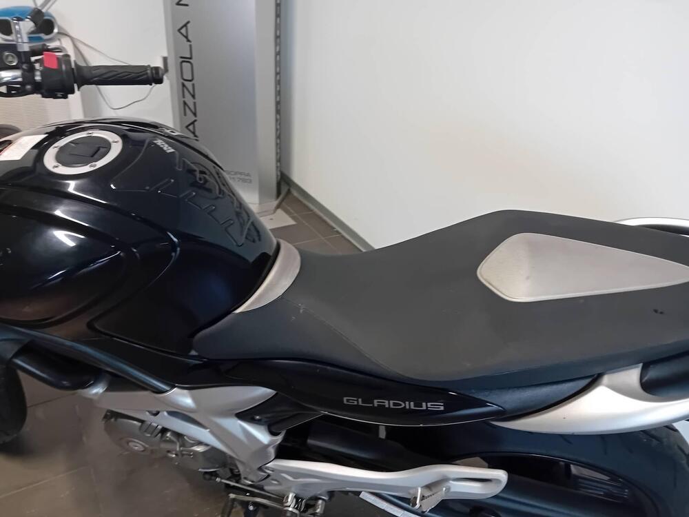 Suzuki Gladius 650 SFV (2009 - 15) (6)