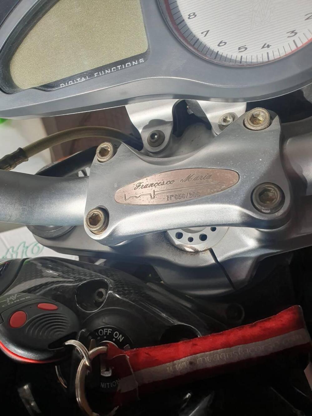 MV Agusta Brutale 910 S (2005 - 11) (4)