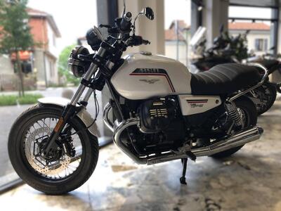 Moto Guzzi V7 Special (2025) nuova