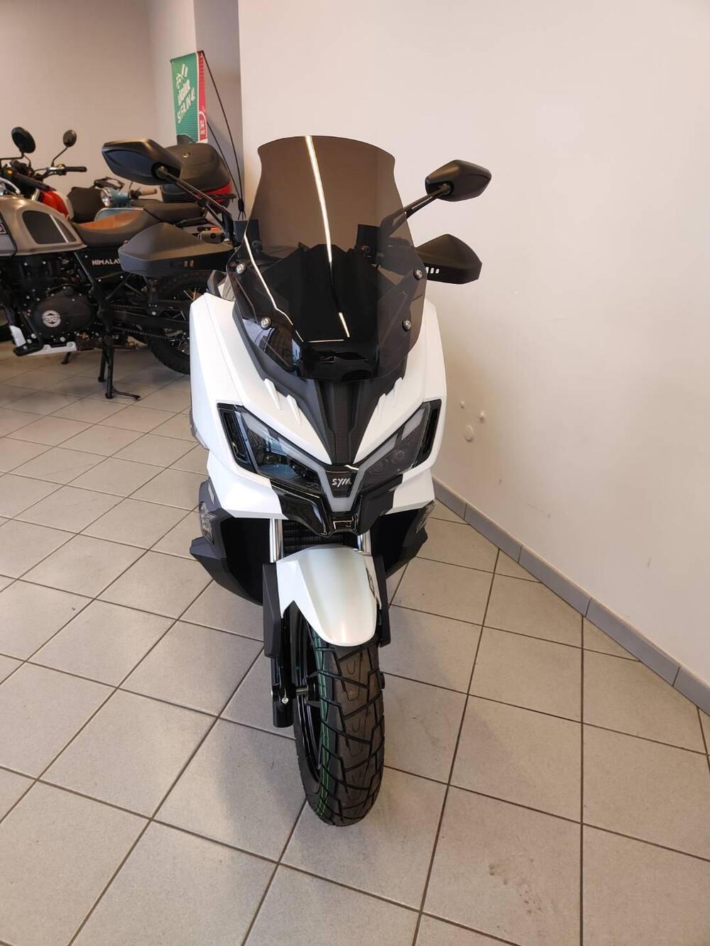 Sym ADX 300 (2024 - 25) (12)