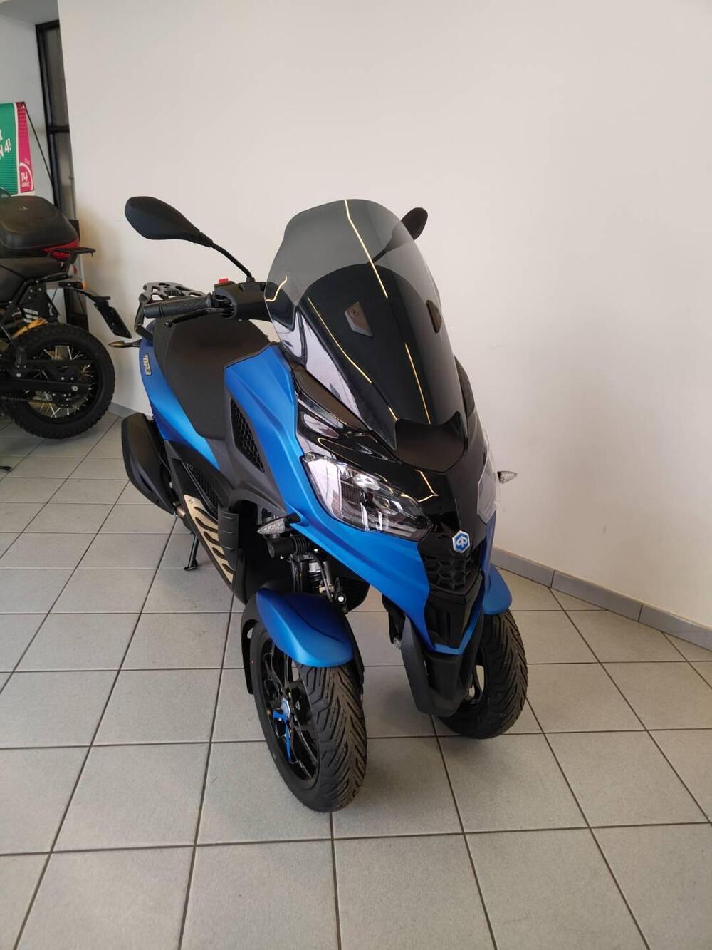 Piaggio MP3 310 Sport (2025) (5)