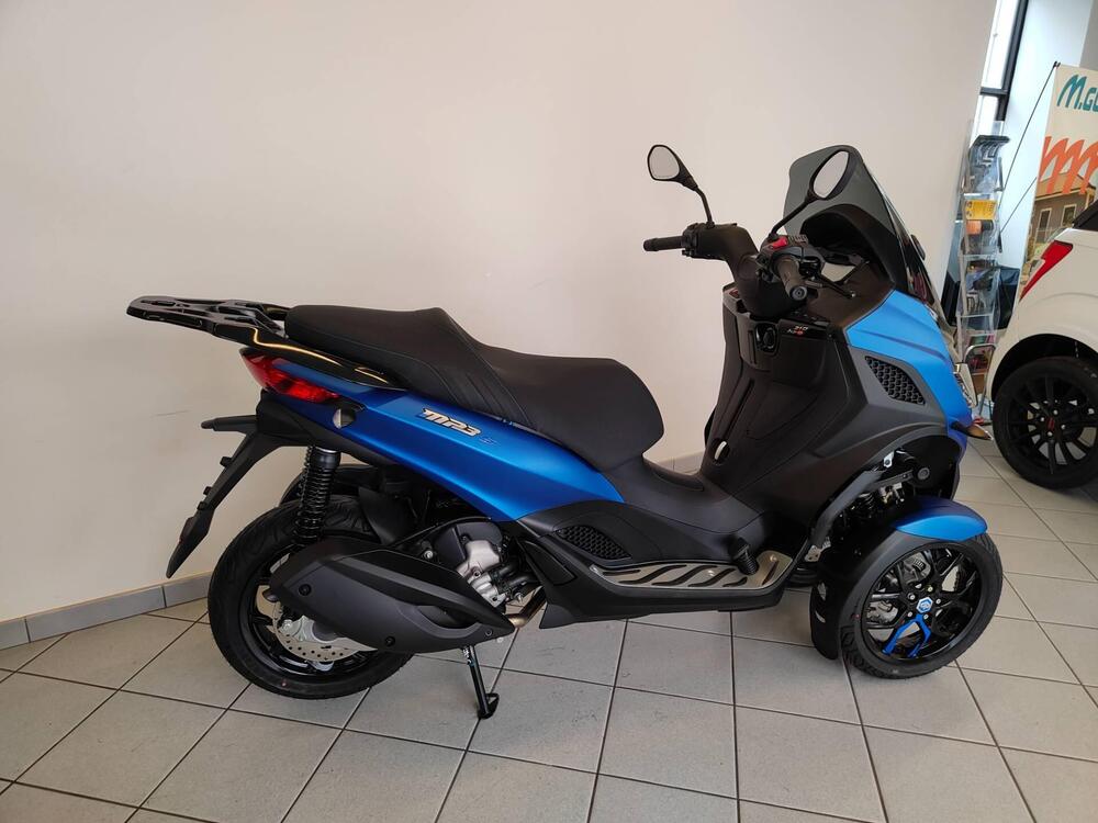 Piaggio MP3 310 Sport (2025) (8)