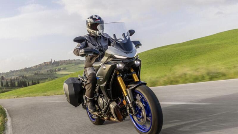 Yamaha Tracer 7 e Tracer 7 GT 2025: caratteristiche tecniche e prezzo delle MY 2025
