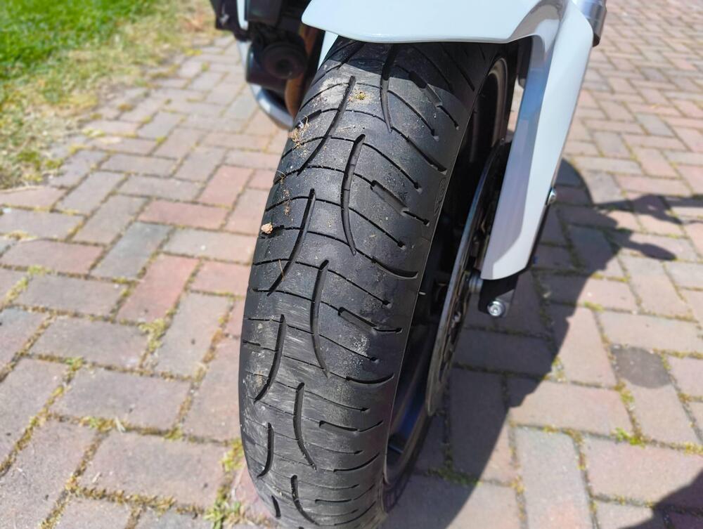 Honda CB 1000 R (2008 - 10) (6)