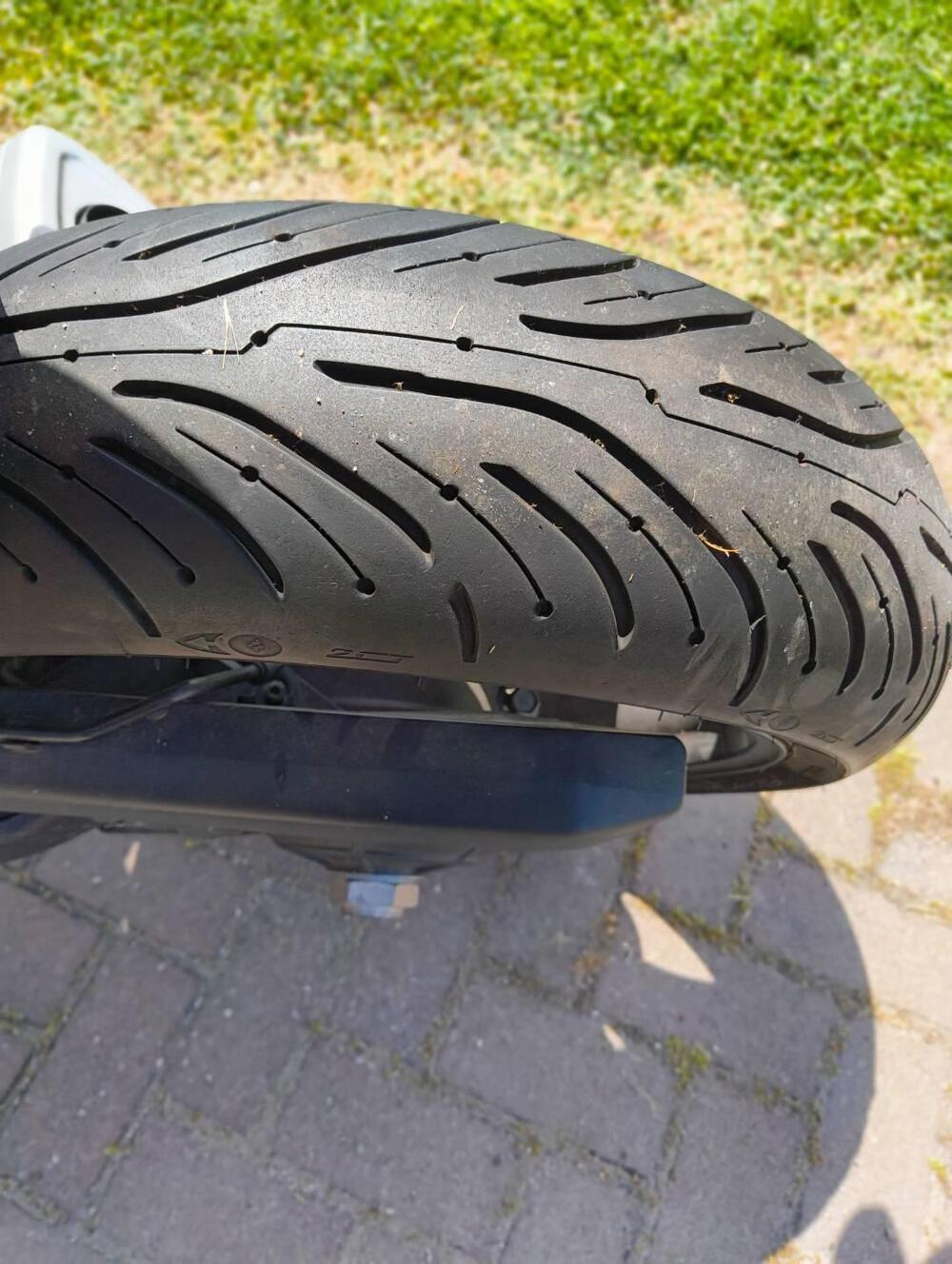 Honda CB 1000 R (2008 - 10) (7)