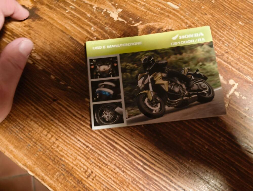 Honda CB 1000 R (2008 - 10) (8)