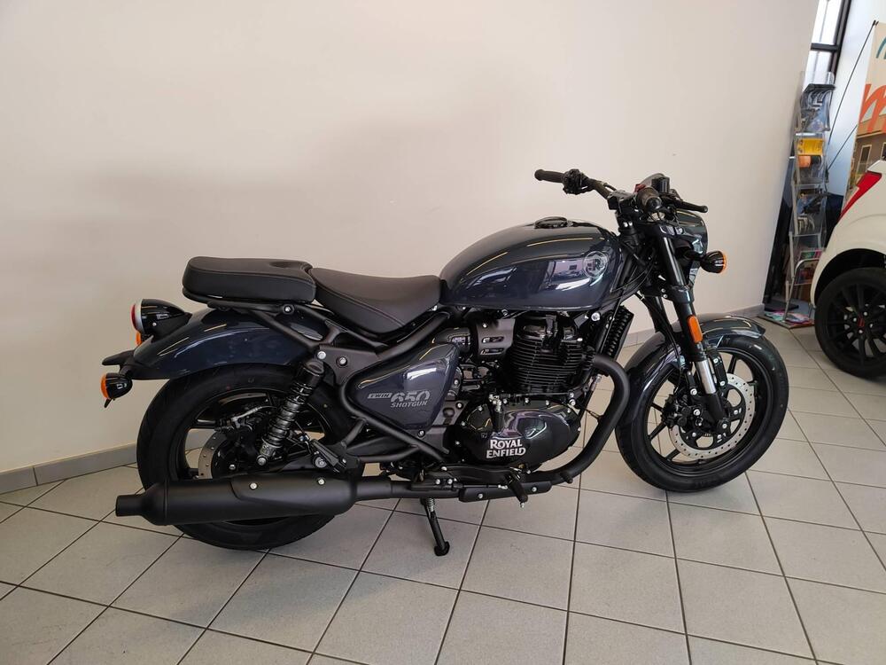 Royal Enfield Shotgun 650 (2024 - 25) (8)