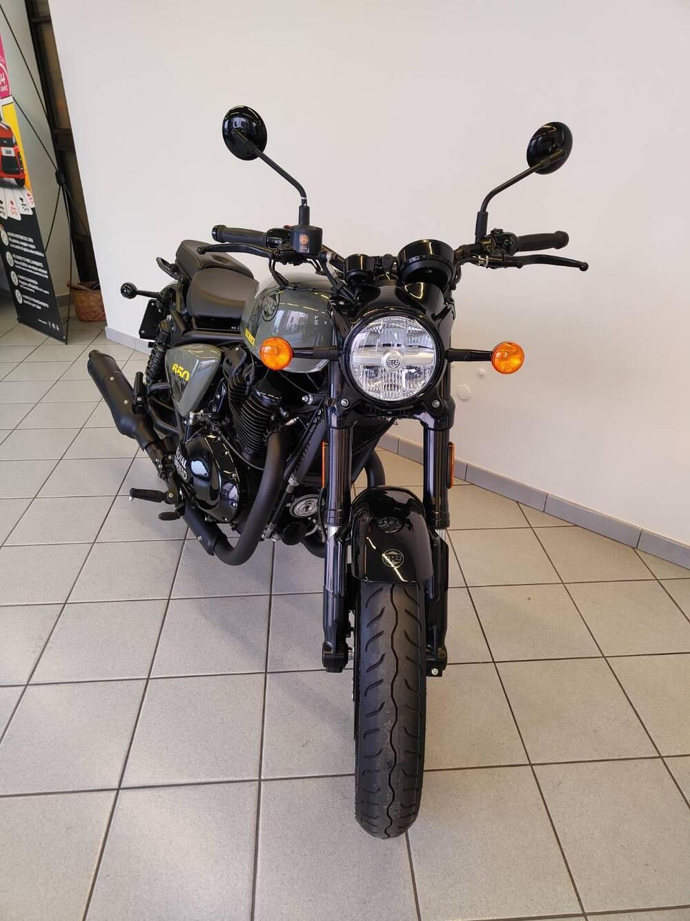 Royal Enfield Shotgun 650 (2024 - 25) (12)