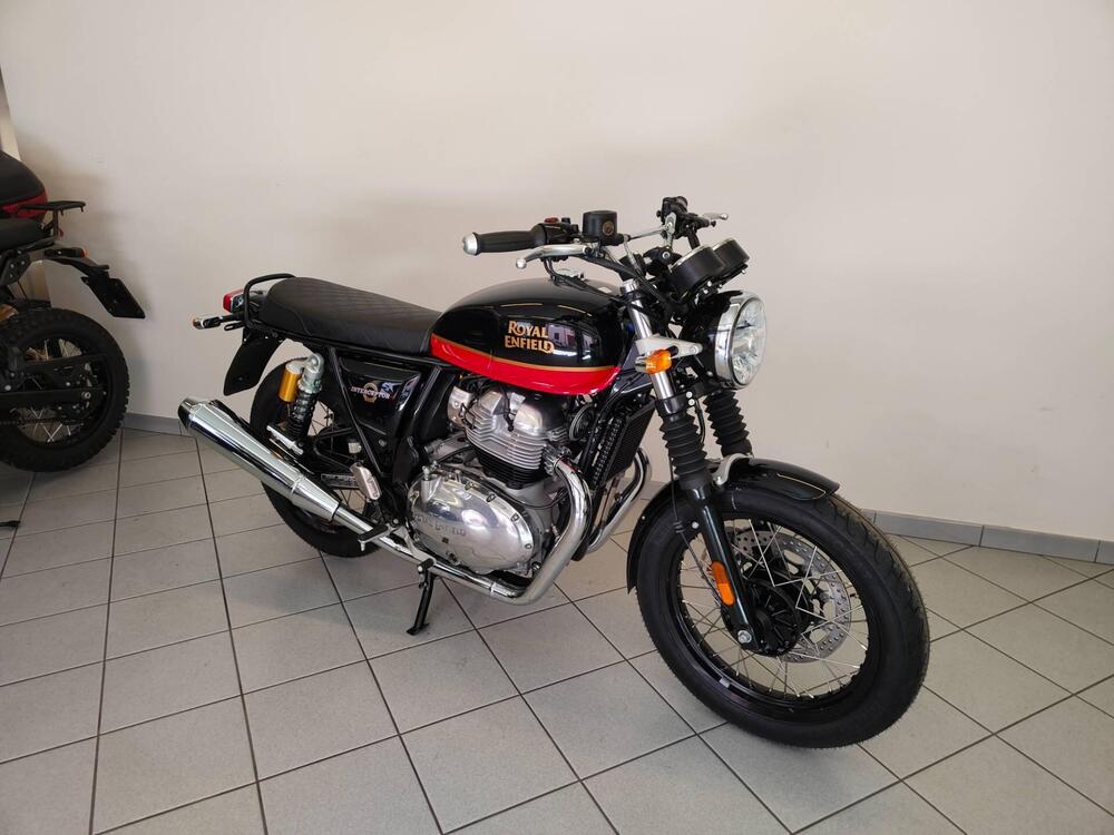 Royal Enfield Interceptor 650 (2021 - 26) (2)