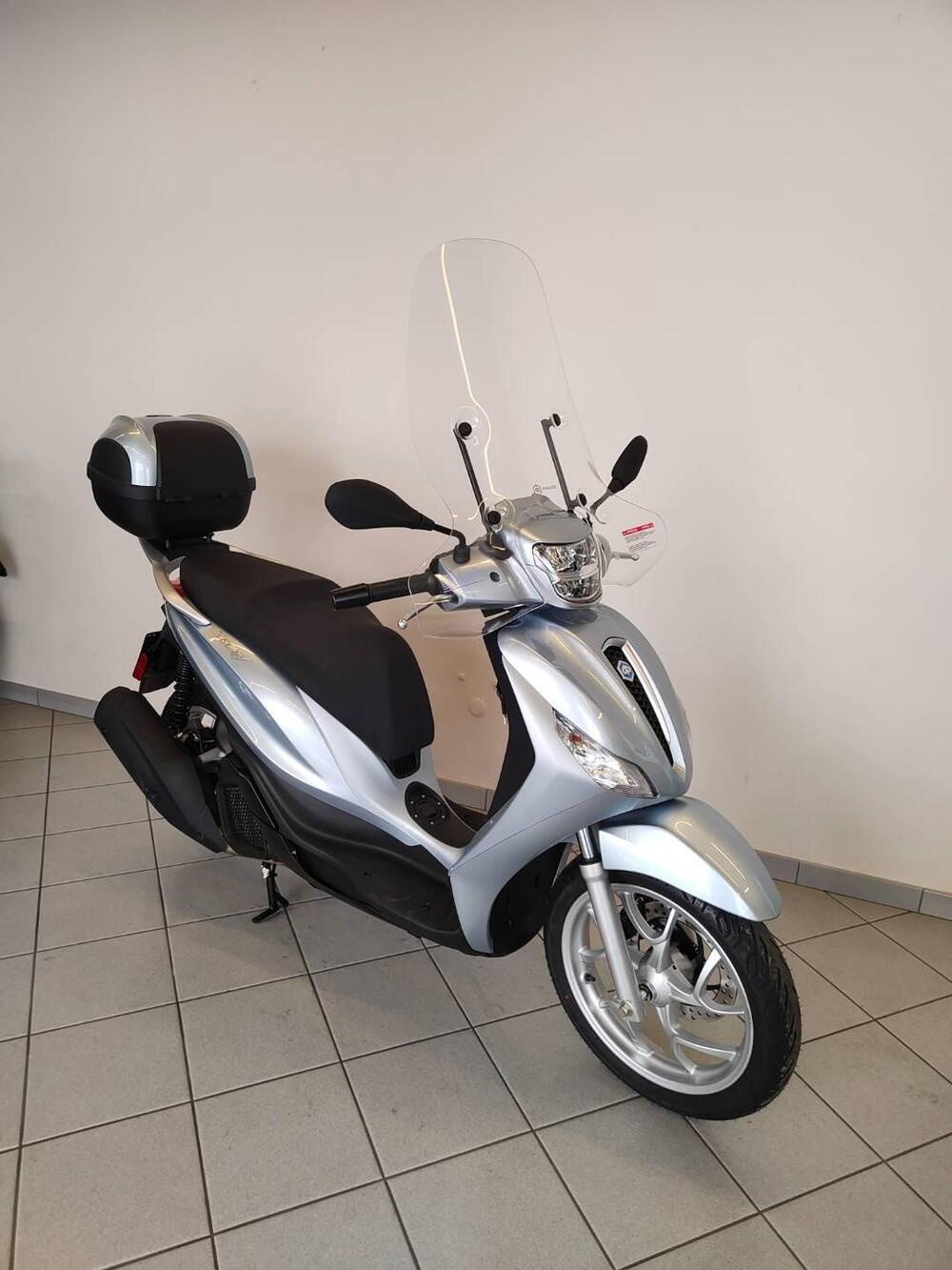 Piaggio Medley 125 (2025) (2)