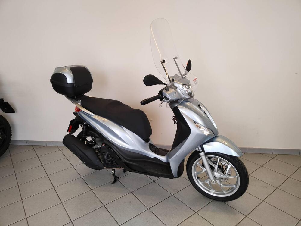 Piaggio Medley 200 (2025) (8)