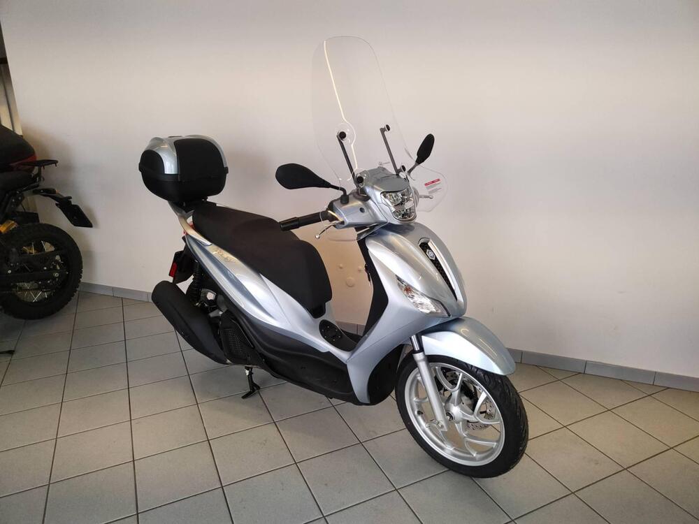 Piaggio Medley 200 (2025) (9)