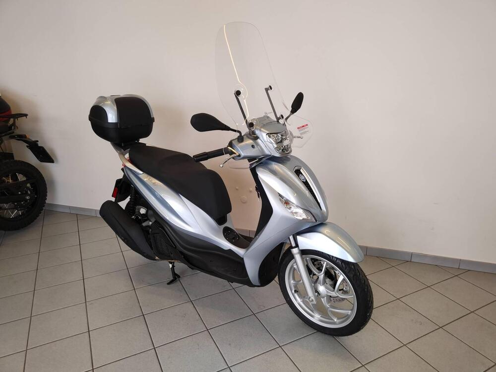 Piaggio Medley 200 (2025) (10)