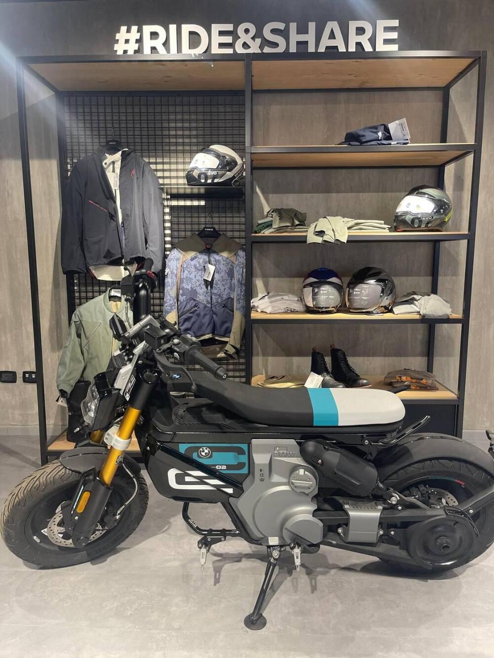 Bmw CE 02 (2024 - 25) (3)