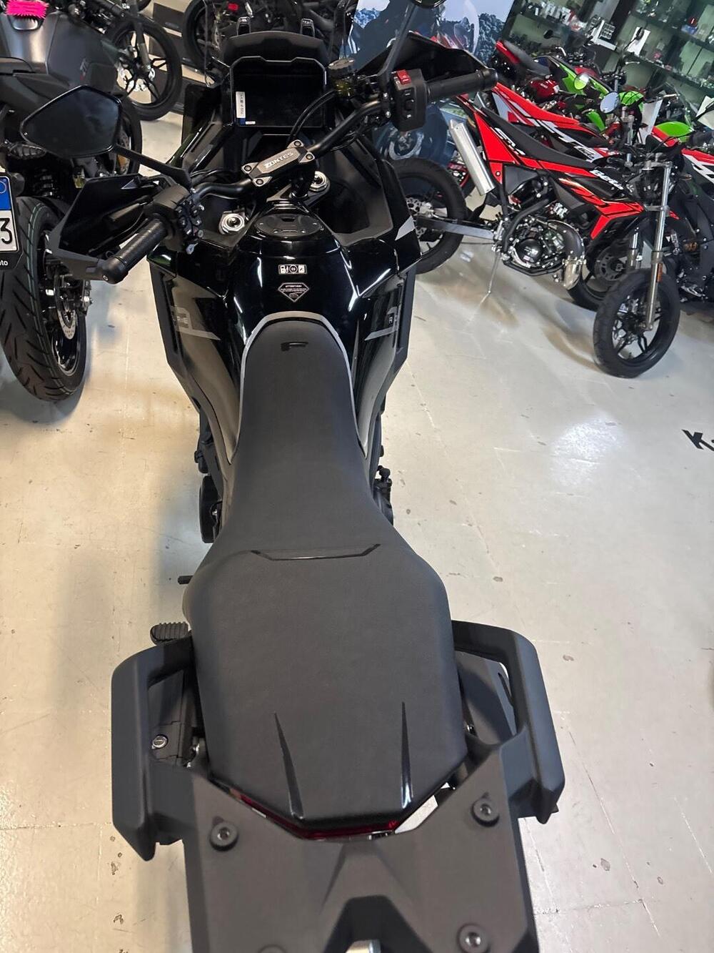 Zontes ZT703-F (2025) (4)