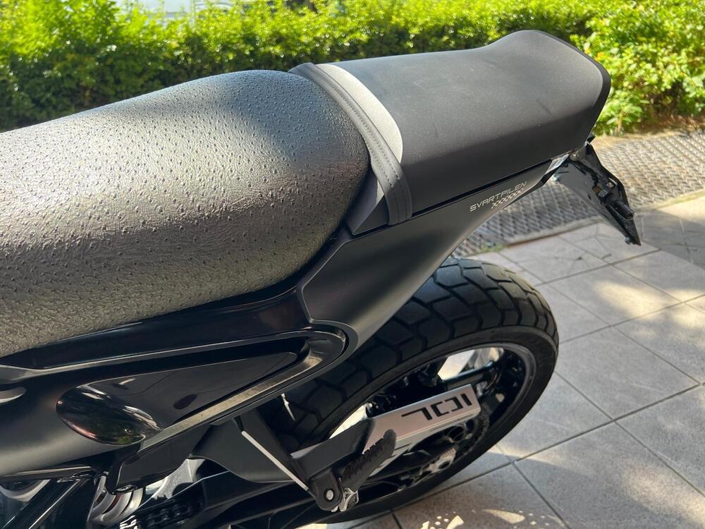 Husqvarna Svartpilen 701 (2020) (8)