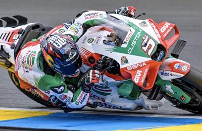 MotoGP 2025. DopoGP Francia: Johann Zarco d&agrave; lezioni di guida sull&rsquo;acqua, Pecco Bagnaia naufraga IN DIRETTA OGGI ALLE 18 [VIDEO]