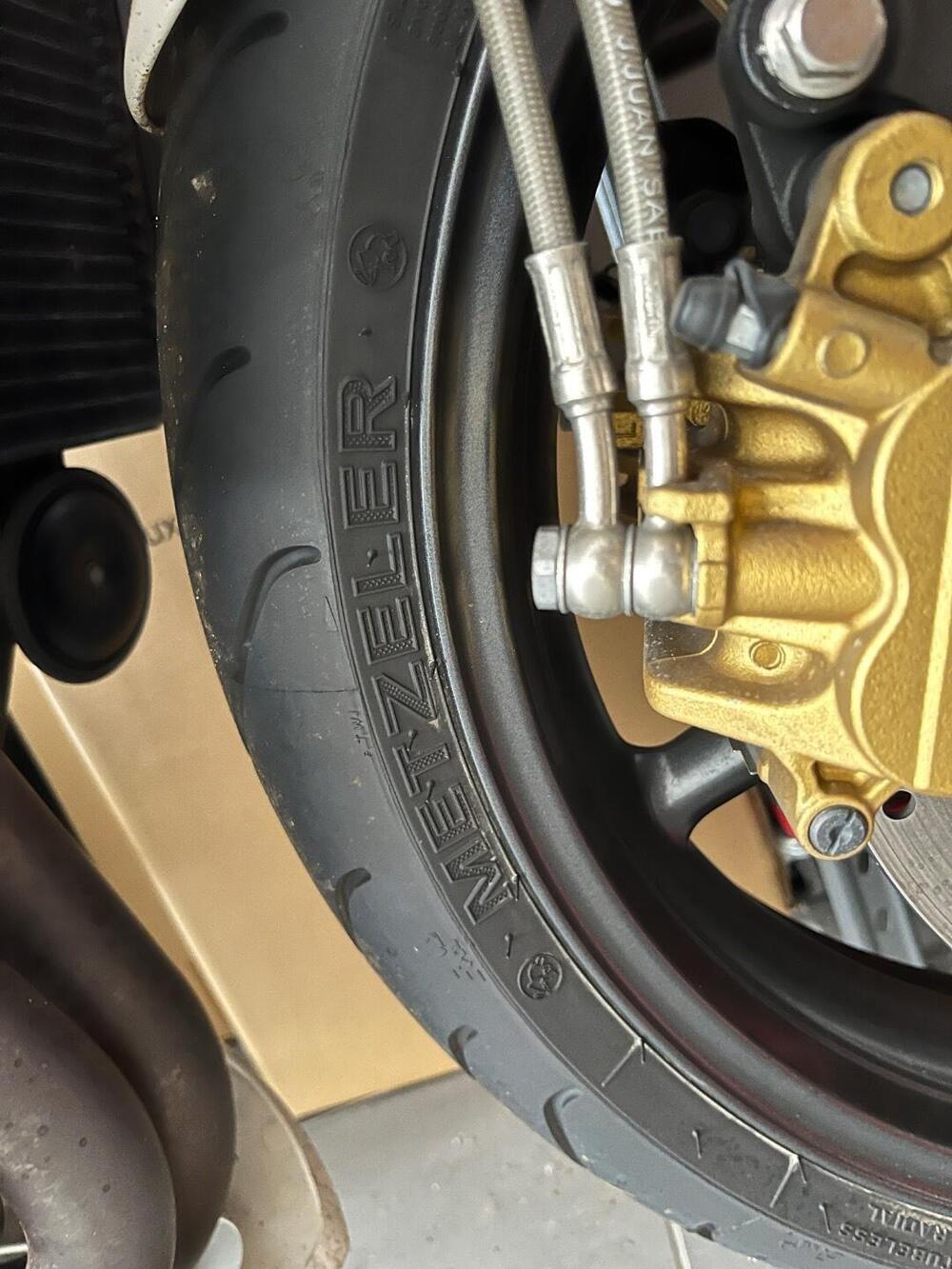 Triumph Street Triple (2007 - 12) (6)