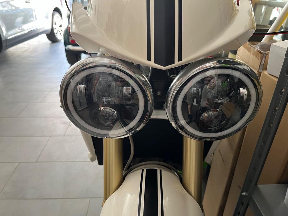 Triumph Street Triple (2007 - 12) (9)