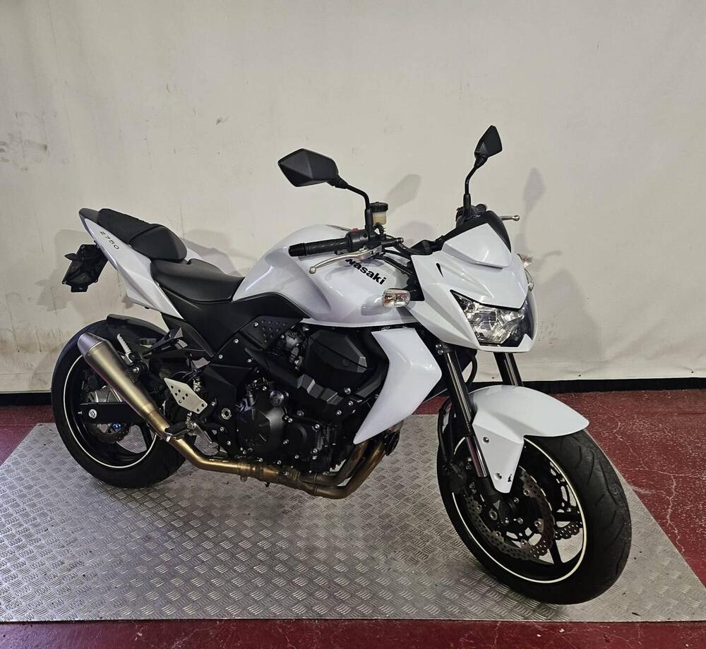Kawasaki Z 750 (2007 - 14)