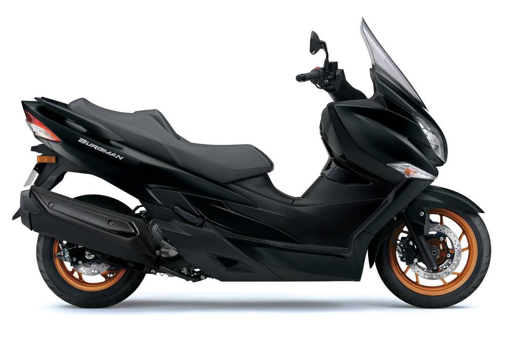 Suzuki Burgman 400 (2025)