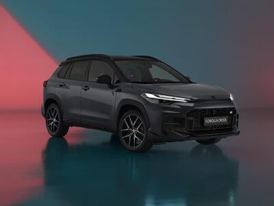 Toyota Corolla Cross 2025, c&#039;&egrave; anche la GR Sport  