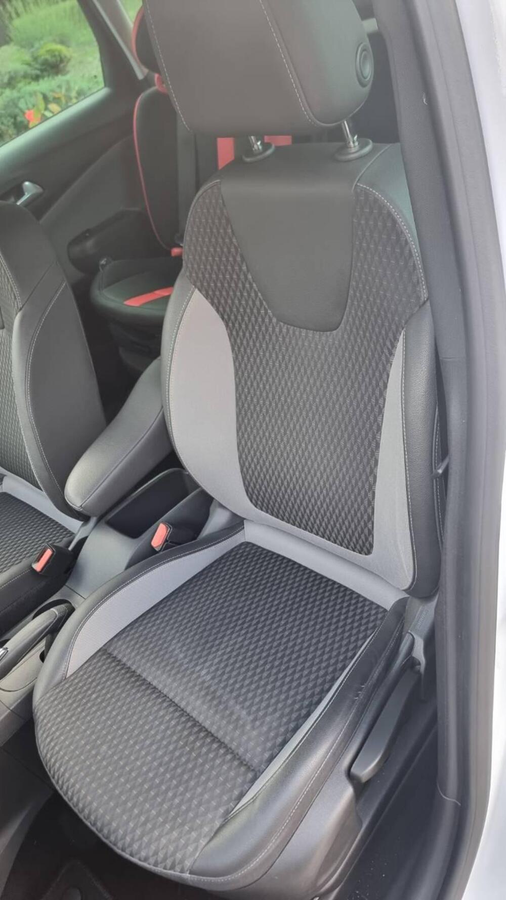 Opel Crossland X usata a Forlì-Cesena (7)