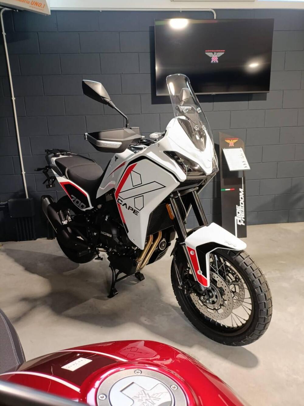 Moto Morini X-Cape 700 (2025 - 26) (2)