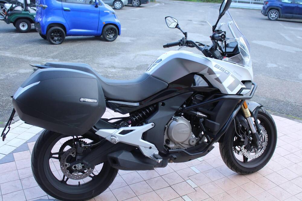 CFMOTO 650MT (2021 - 24) (3)