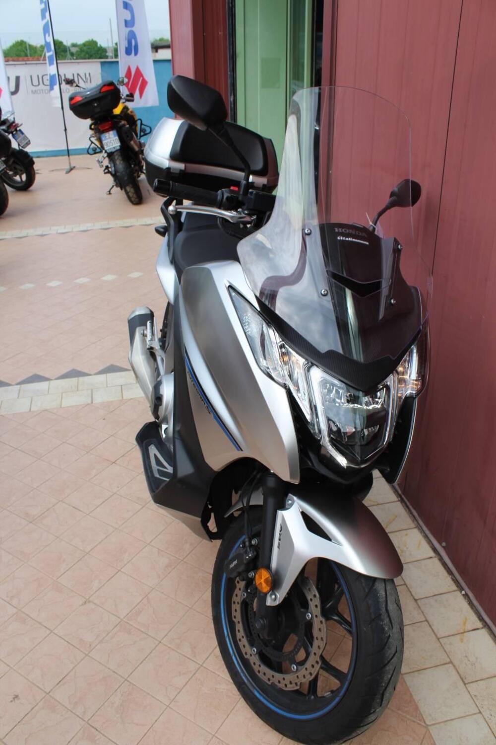 Honda Integra 750 DCT (2016 - 17) (3)