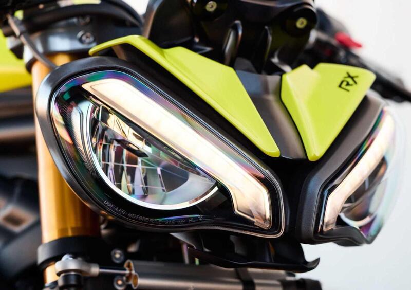 Triumph Speed Triple 1200 Speed Triple 1200 RX (2025) (9)