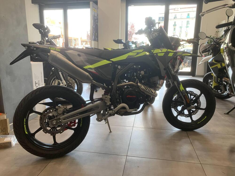 Fantic Motor XMF 125 Performance (2025) (3)