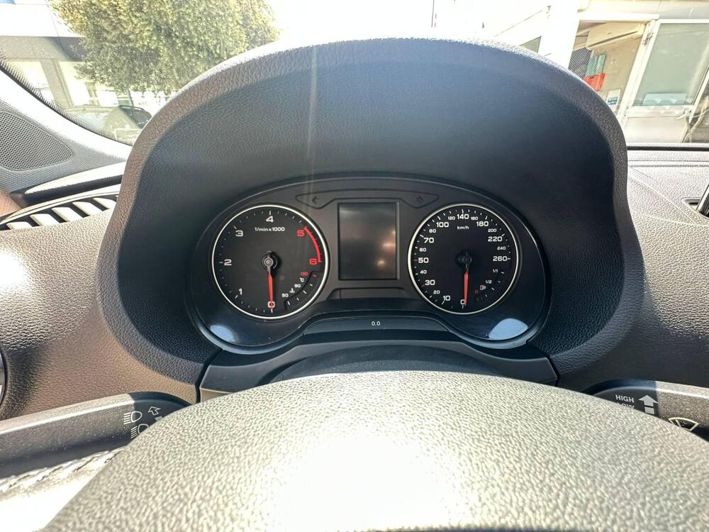 Audi A3 Sportback usata a Bari (6)