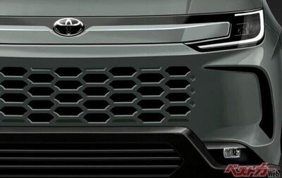Toyota RAV4 2025, ecco com&#039;&egrave; fatta dentro la nuova SUV giapponese che debutta il 21 maggio