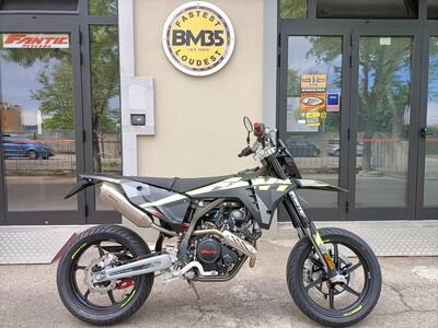 Fantic Motor XMF 125 Performance (2025) nuova