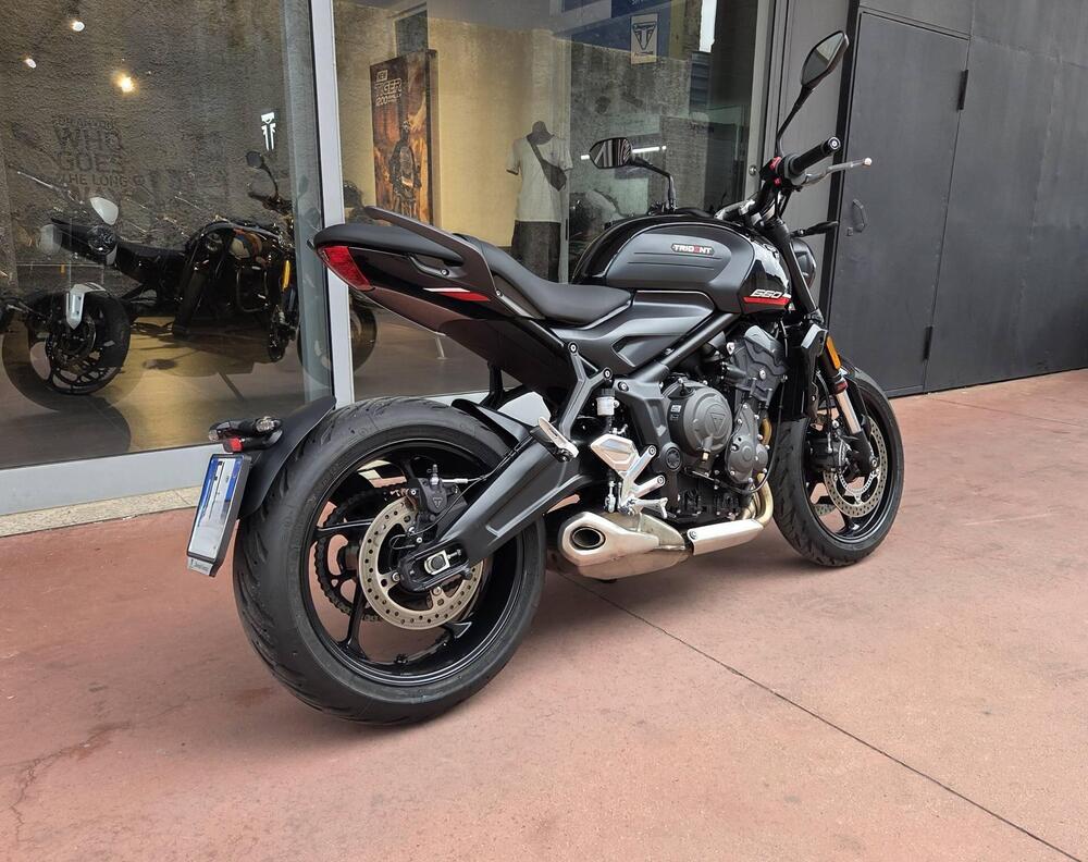 Triumph Trident 660 (2025) (4)