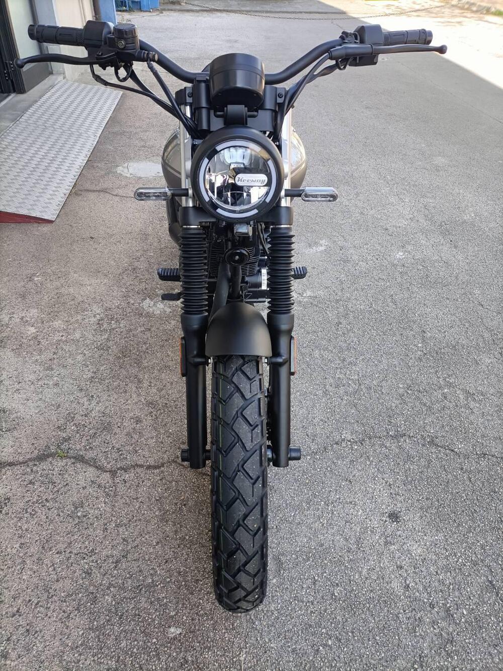 Keeway Motor X-Light 125 (2023 - 25) (4)