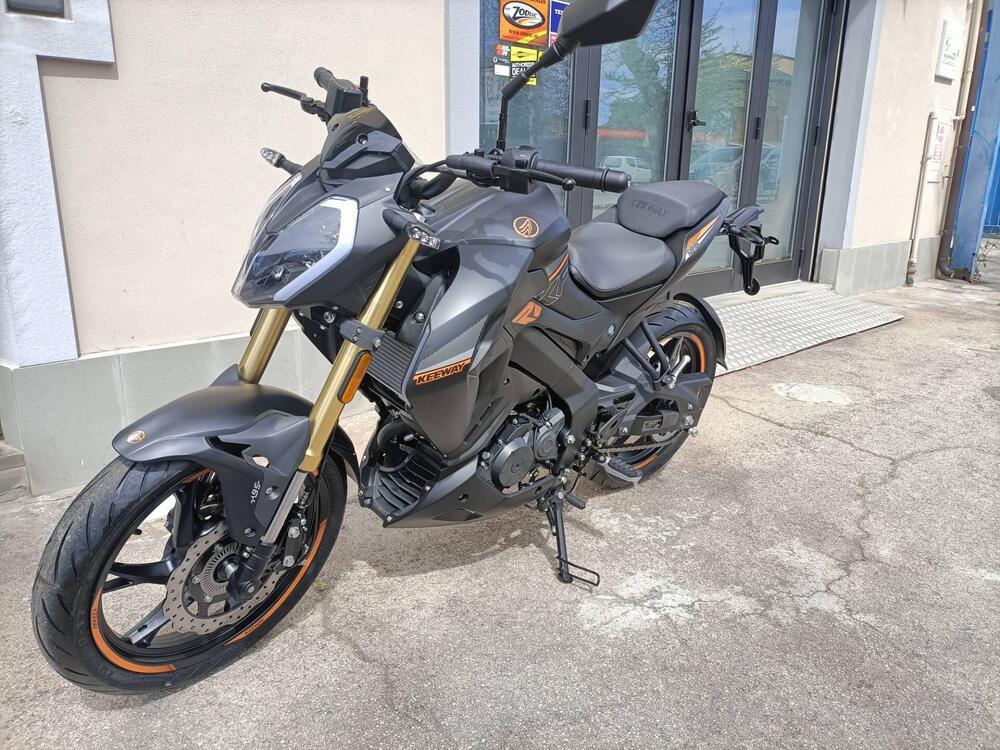 Keeway Motor RKF 125 (2025) (10)