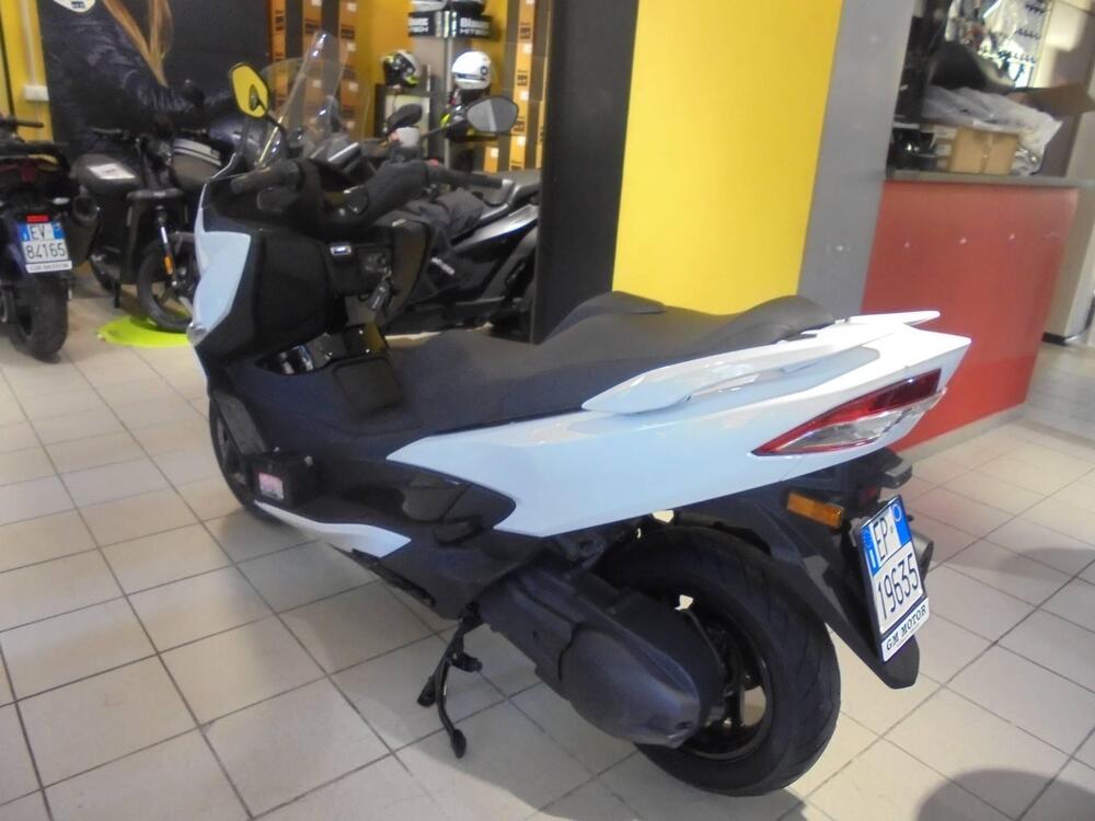 Suzuki Burgman AN 400 (2017 - 20) (5)