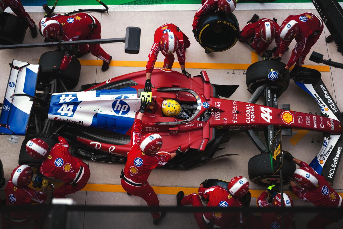 F1. Ferrari perde pezzi: due ingegneri hanno preferito Alpine. Vasseur deve correre ai ripari con ex tecnici di Mercedes e Red Bull